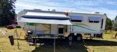 Adventura Pacific 5th Wheeler Caravan for sale Emerald Qld