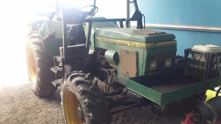2000 John Deere 4WD Tractor for sale QLD