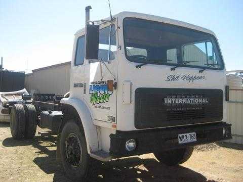 Trucks for sale SA International Acco 1850D Truck