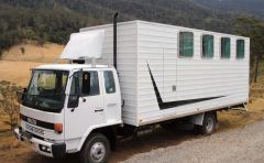 6 Horse FSR 500 Isuzu Horse Truck Horse Transport for sale NSW Bega