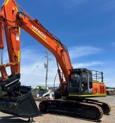 Excavator for sale Kippax ACT 2013 Hitachi ZX350H Excavator