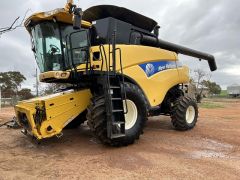 Farm Machinery for sale Wongan Hills WA New Holland CR960 Header