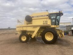 New Holland TR98 Header for sale Tenterden WA