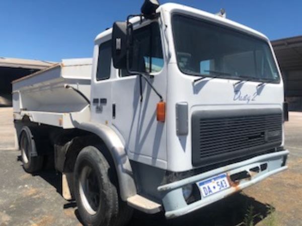 Acco 2350 Spreading Truck for sale Bunbury WA