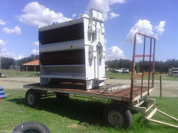 New Holland 30ft Open Front Seed Cleaner Farm Machinery for sale WA