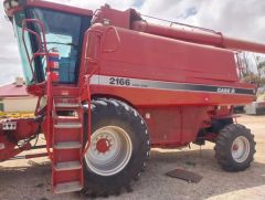 1998 Case 2166 Header/Combine for sale Edithburg SA