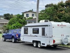 2005 Windsor Royale Statesman 24ft Caravan for sale Lakes Entrance Vic