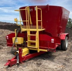 2009 Spureme INTL 900T Mixer for sale Ebenezer Qld