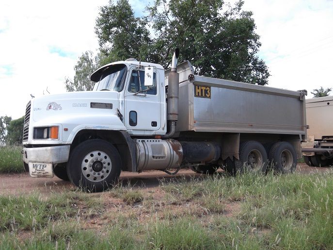 1990 1995 Mack Tip Trucks for sale Emerald Qld