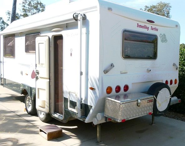 2006 21ft Avan Caravan for sale Harvey Bay Qld