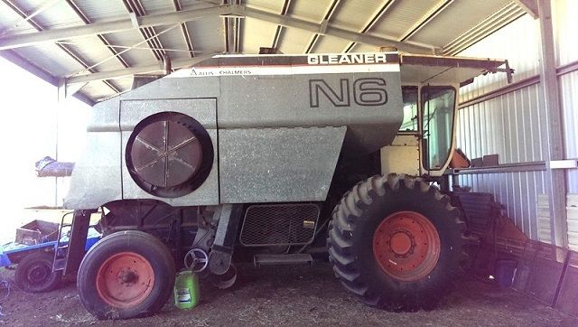 1984 Gleaner N6 Header fpr sale Balmoral Vic