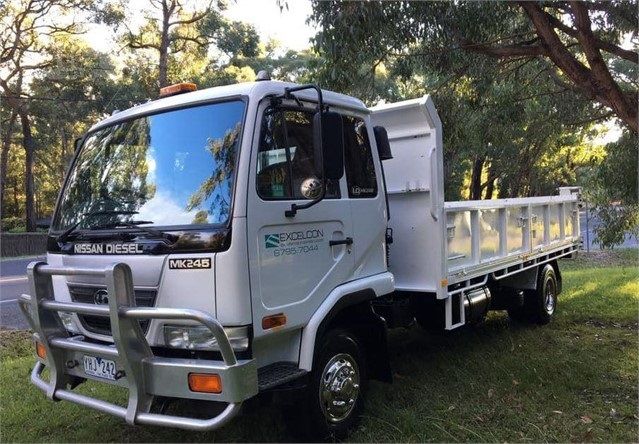 2006 Nissan MK 245 Tipper Truck for sale Upper Beacons Field Vic