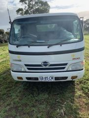 2009 Hino 300 Tipper truck for sale Mclaren Vale SA