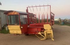 New Holland 1047 Stack Cruiser/Bale Wagon for sale Murray Bridge SA