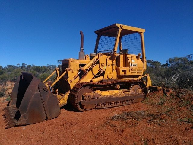 Cat 955L Track Loader Earthmoving Equipment for sale Kimba SA