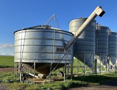 T &amp; R 420 Bag 12&quot; Auger Bin for sale Riverton SA