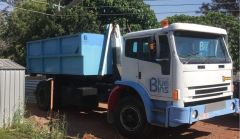 International Acco 1850G hooklift 6xbins Truck for sale Gladstone Qld