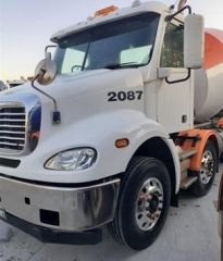 Truck for sale Rosehill NSW Freightliner Columbia 112 Cab Chassis