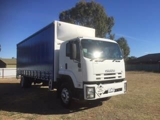 Isuzu FVD1000 Curtainsider truck for sale Rutherglen Vic