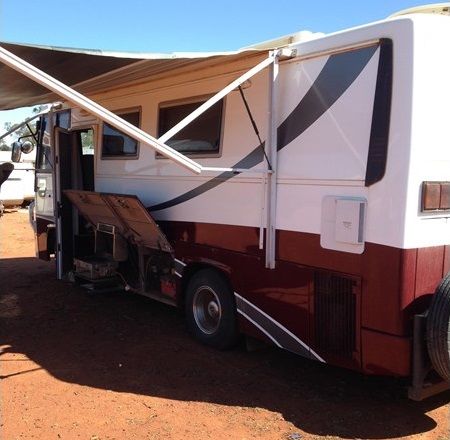 1988 Hino RH160A 7 metre Motorhome for Nyngan NSW