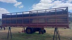 Convertible sheep/cattle crate on stands for sale Warwick Qld