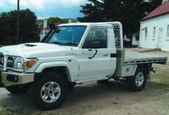 Landcruiser GXL tray back ute for sale NSW Bathurst