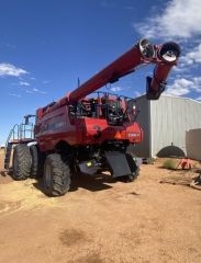 2017 Case 9240 Harvester &amp; 2017 MacDon D65 45ft front for sale Kalannie WA