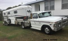 2 horse Gooseneck &amp; living &amp; F250 Ute Horse Transport for sale Qld Clifton