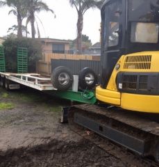 Komatsu PC 75 Excavator for sale Chelsea Heights Vic