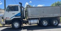 1998 Nissan CW320 CBD Tip Truck for sale Regents Park Qld 