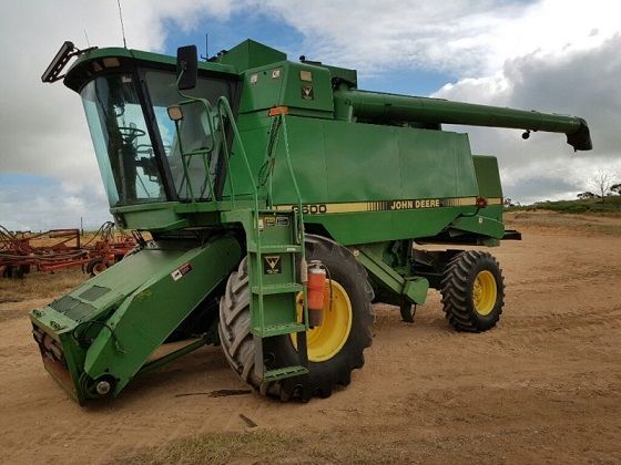 John Deere 9600 Header MacDon 36ft front Farm Machinery for sale Meribah SA