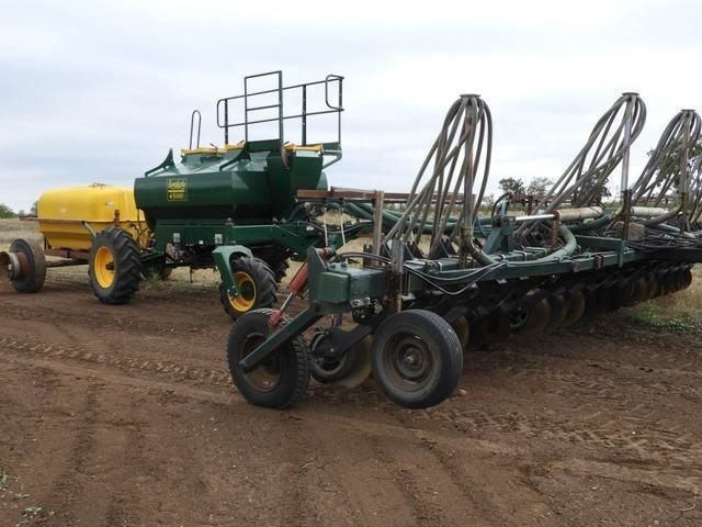 9 M Austil Planter for sale Theodore Qld