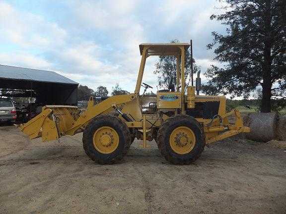 Plant and Equipment for sale VIC International H30B Payloader