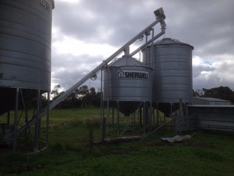 Feedlot 47 Ton - 23 Ton - 9.5 Ton Sherwell Silos Plant &amp; Equipment Vic