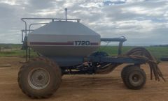 Farm Machinery for sale Wandearah SA 1720 Flexicoil Tow Behind Air Cart