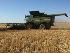 John Deere S670 Header for sale Balaklava SA