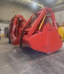 3 x AGM 10 CBM clam shell touch grabs for sale Burpengary Qld