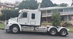 Truck for sale Gold Coast Qld 2008 Freightliner Columbia 112 Prime Mover