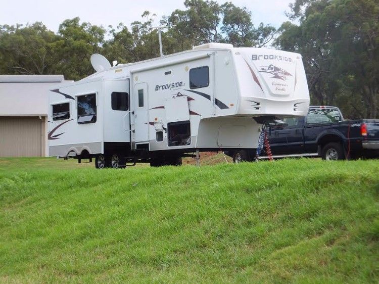 2010 Brookside 5th Wheeler Caravan for sale QLD