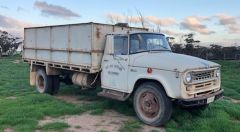 International C1600 Tipper Truck for sale SA Smokey Bay