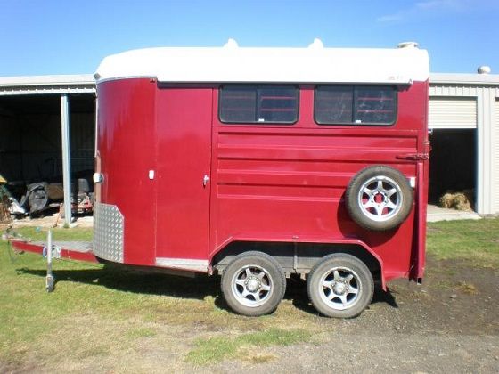 2 Horse Angle Load Float Horse Transport for sale Wards River NSW